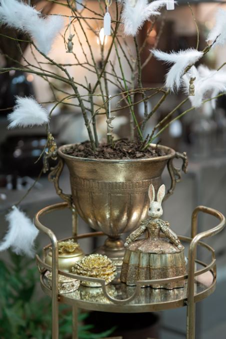 Påskepynt Æske Kanin Poly 17x12x24,5cm